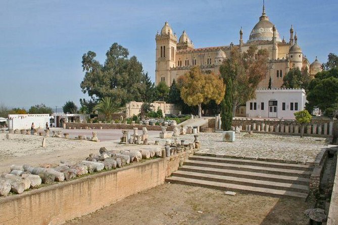 1 day excursion Tunis Sidi Bousaid Carthage departure from Sousse - Carthage: ancient ruins spread across a modern city