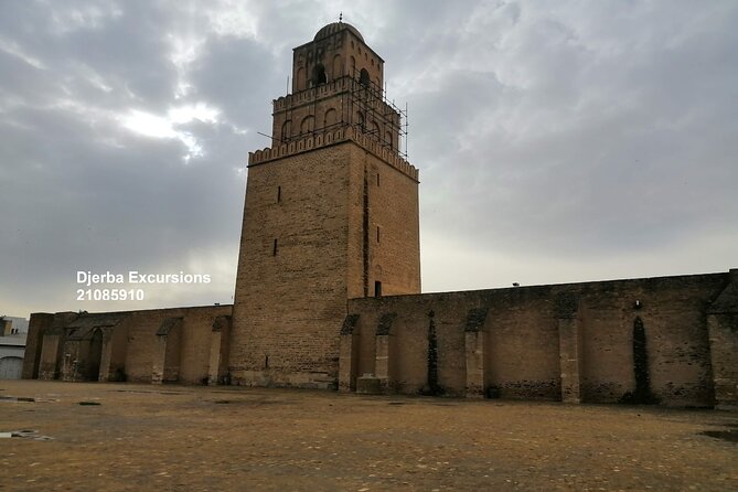 3-Day Private Excursion to the Sahara departing from Hammamet - Nefta and Mos Espa show two sides of the desert