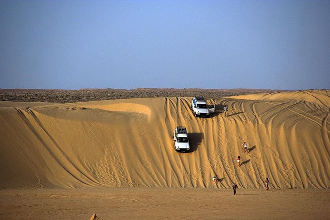 3DAYS 4x4 safari from Sousse/Hammamet/Tunis 100km deep in desert camp - Douz, camel rides, and the Grand Erg Oriental