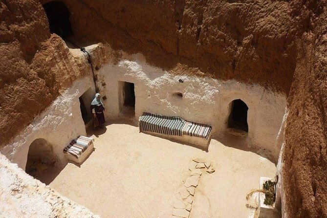 4-Day Private Tour: Sahara and Djerba Island from Tunis and Hammamet - Matmata and the turn toward southern Tunisia