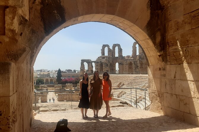 Daytrip to Kairouan and El Jem Colosseum - Seeing the El Jem amphitheater