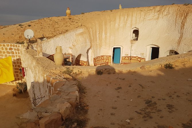 Door of the tunisian desert Ksar Ghilane and Matmata: Full one Day - The 6:00 am start and the long road south