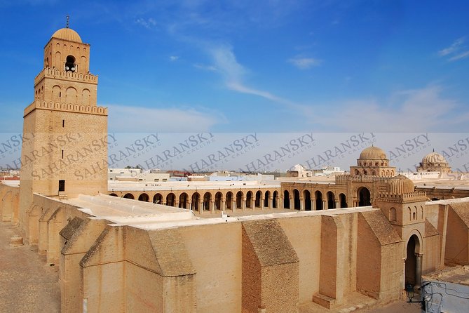 Kairouan and El Jem Private Day Tour - Entering El Jem’s Roman amphitheater