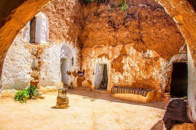 Legends Berbers & Adventure Star Wars The Secret of the Wren - Matmata, underground homes, and Sidi Driss Hotel