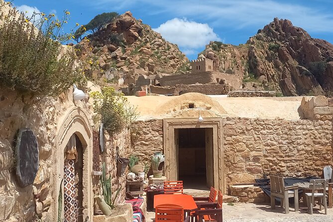 Out of time Berber villages Tekrouna and Zriba Alia - Who should book this day trip?