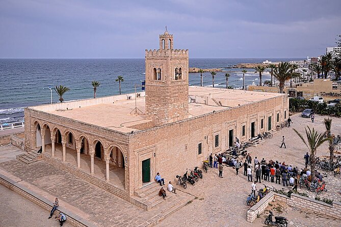 Private half-day excursion to the authentic Monastir - The Ribat of Monastir: stone walls and wide views