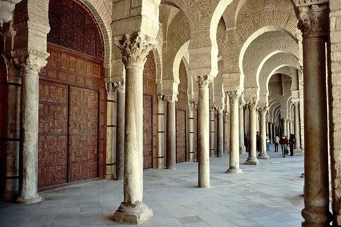 Private Tour to Kairouan, El Jem & Monastir from Tunis_hammamet - Walking Kairouan’s old medina