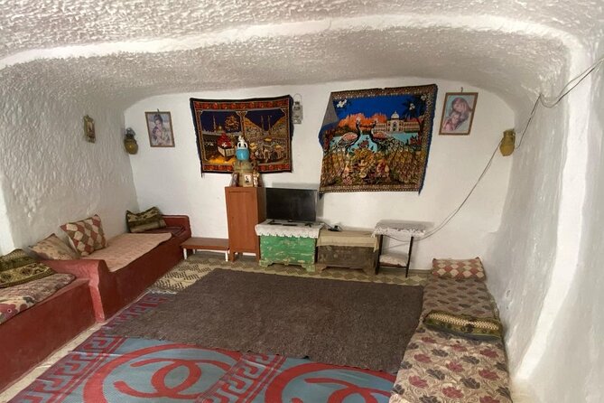 Sahara 2 Days Tour VIP In Tunisia | Guided FUN | PICKUP ALL City - Douz gives you your first desert evening