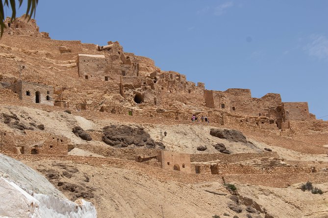 Tataouine - Chenini 1 day: Discovery of Ksours and Berber villages - A local market and time to wander